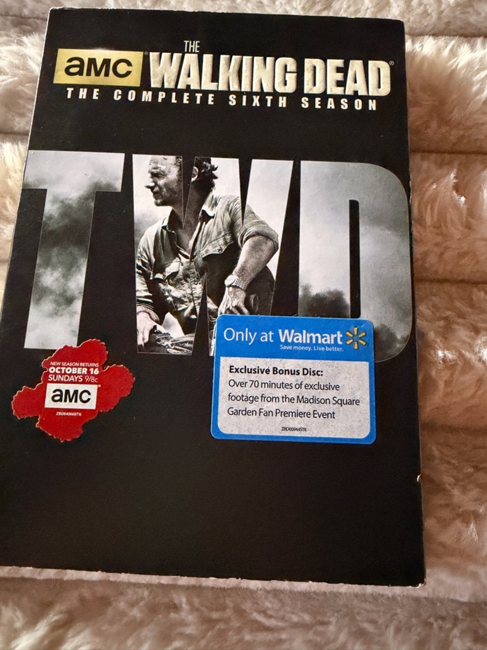 AMC The Walking Dead DVD: The Complete Sixth Season - Black Cover